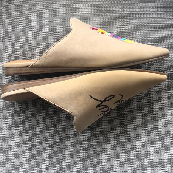 New Lucky Brand Llama “Lucky You” Mules - Picture 4 of 6